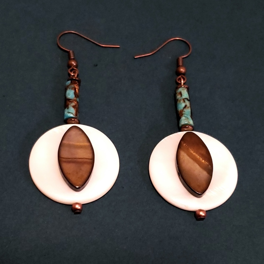 💗🌼🦋Beautiful HANDCRAFTED earrings 🦋🌼💗